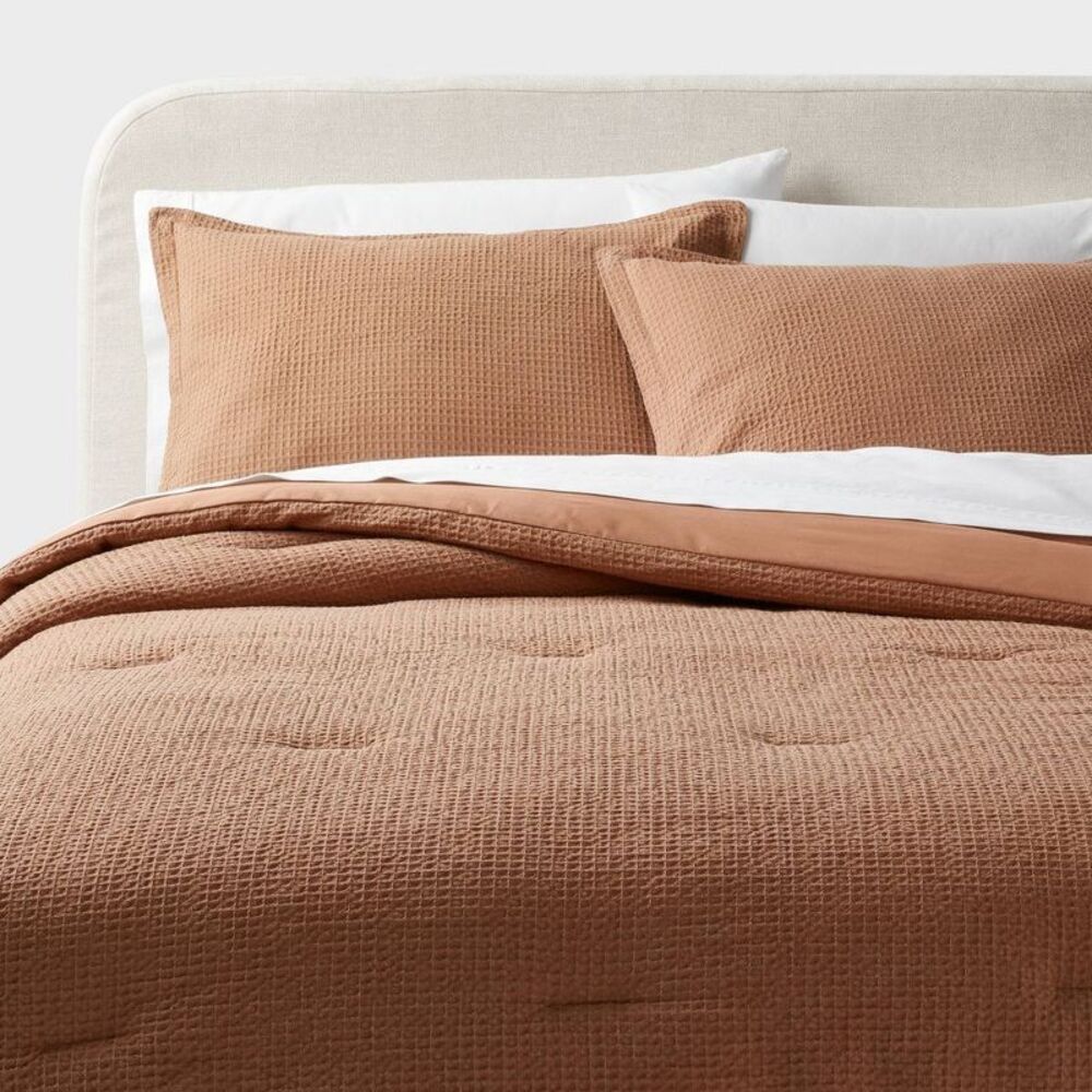 Twin/Twin Extra Long Washed Waffle Weave Comforter and Sham Set Camel